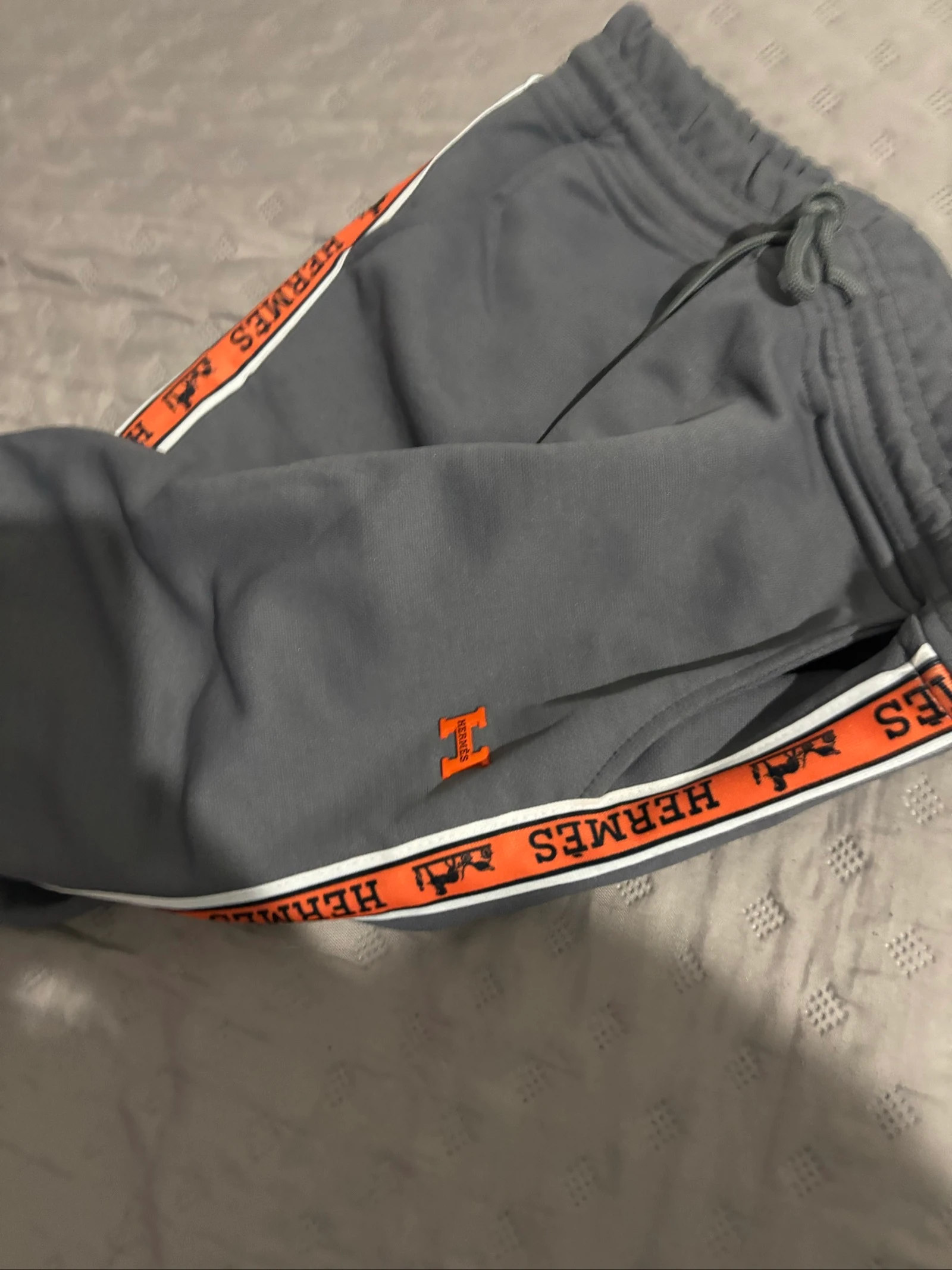 Pantalón nuevo